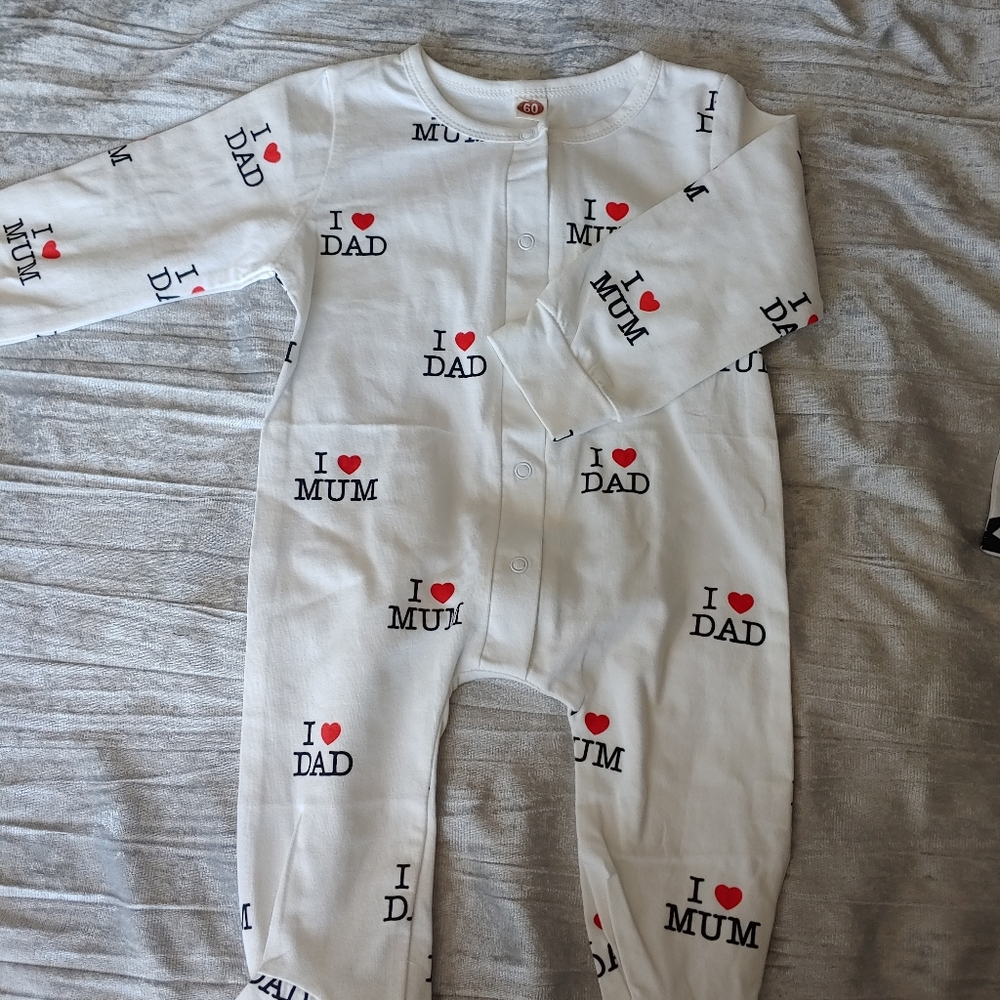 4 Baby Rompers Gender Neutral - Picture 2 of 6